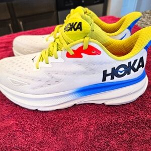 Hoka One One Clifton 9 Shoes